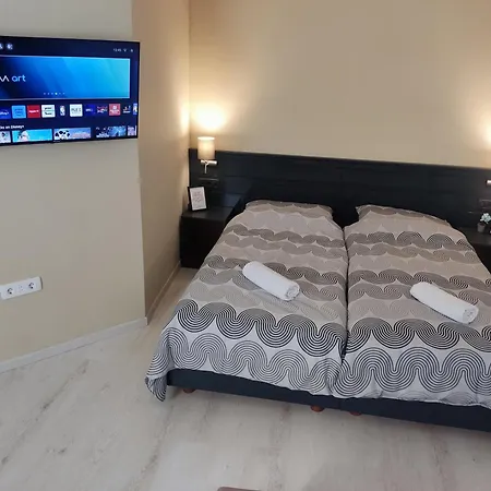 Apartment 101