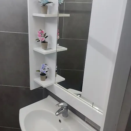 Διαμέρισμα 101